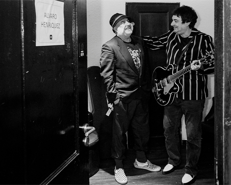 PETTINELLIS & MACHA – TEATRO CAUPOLICAN